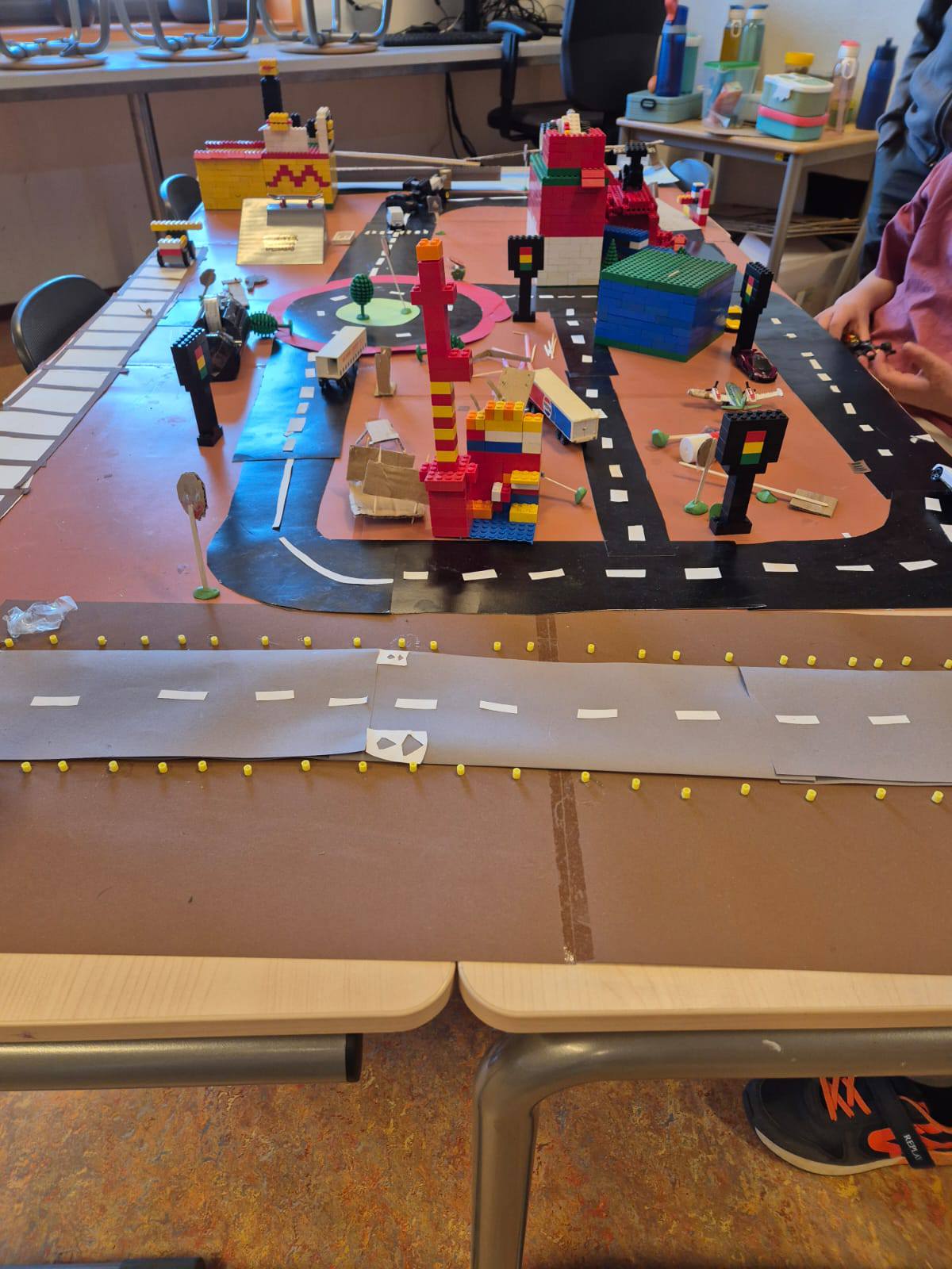 487512207 645392541656992 8582323689617743581 N